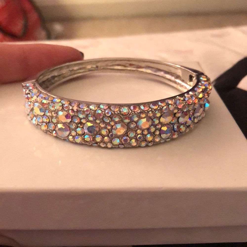 Iridescent clip on bracelet
